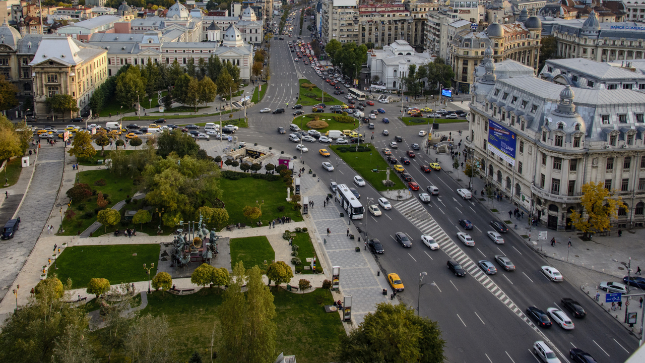 20151023-174159••Bucharest•Bucuresti•Romania