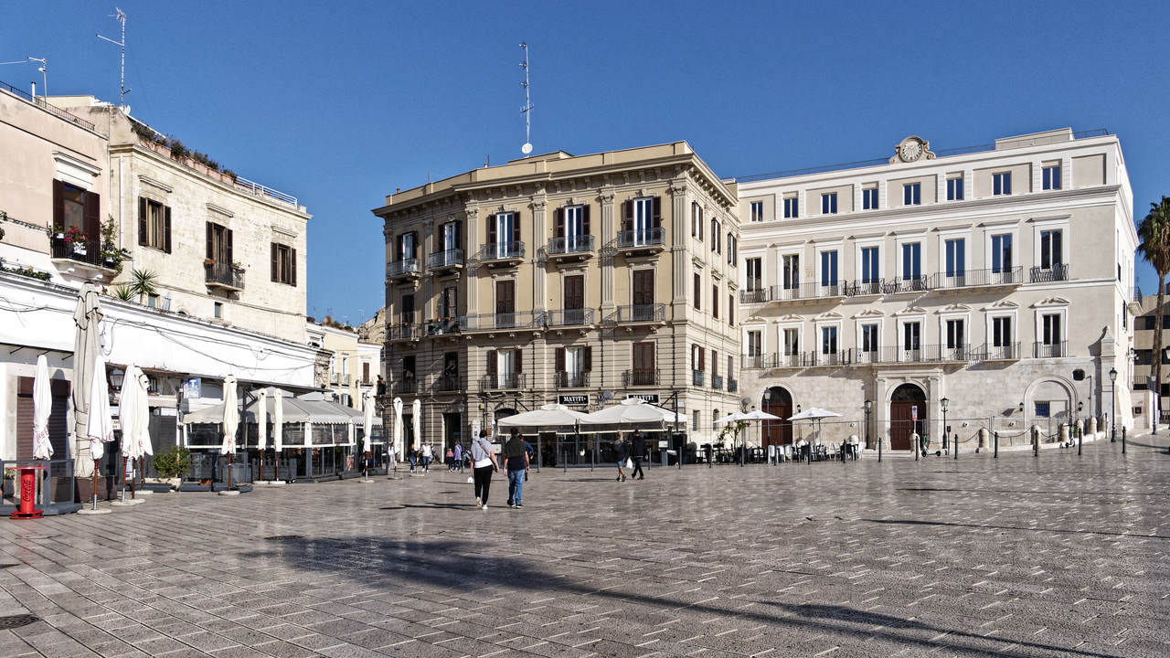 20251019•094617•Bari•Apulia•IT