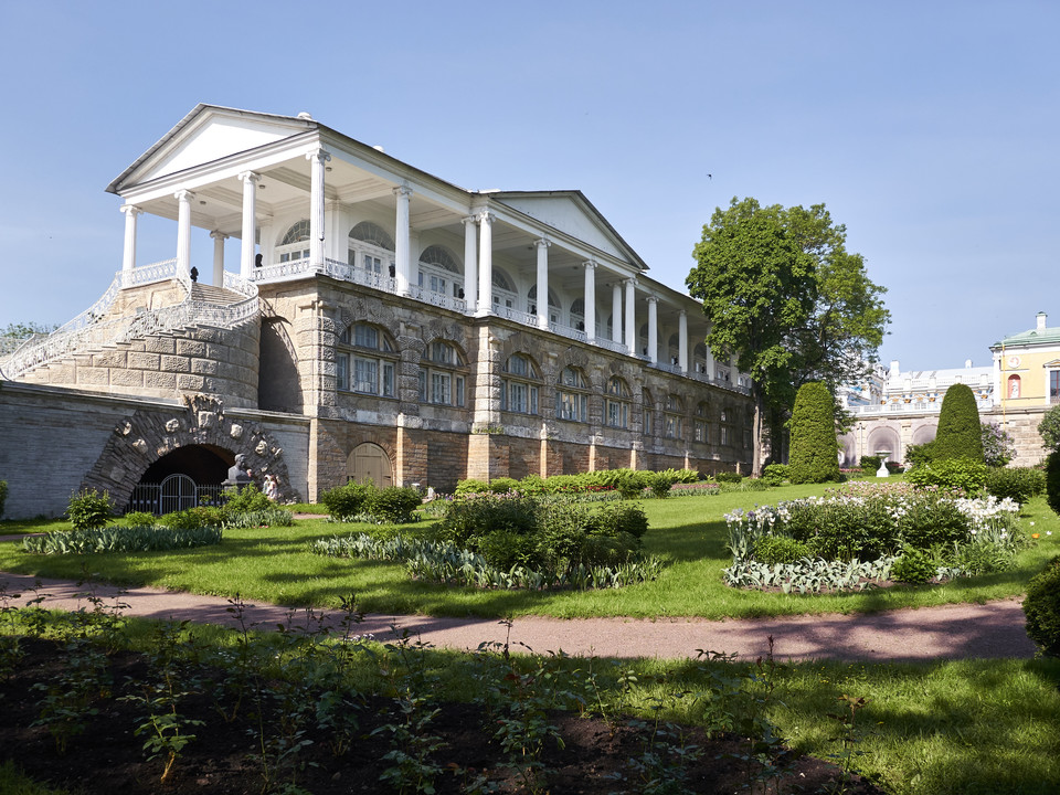 20130602-104936••Shushary•St.Petersburg•Russia