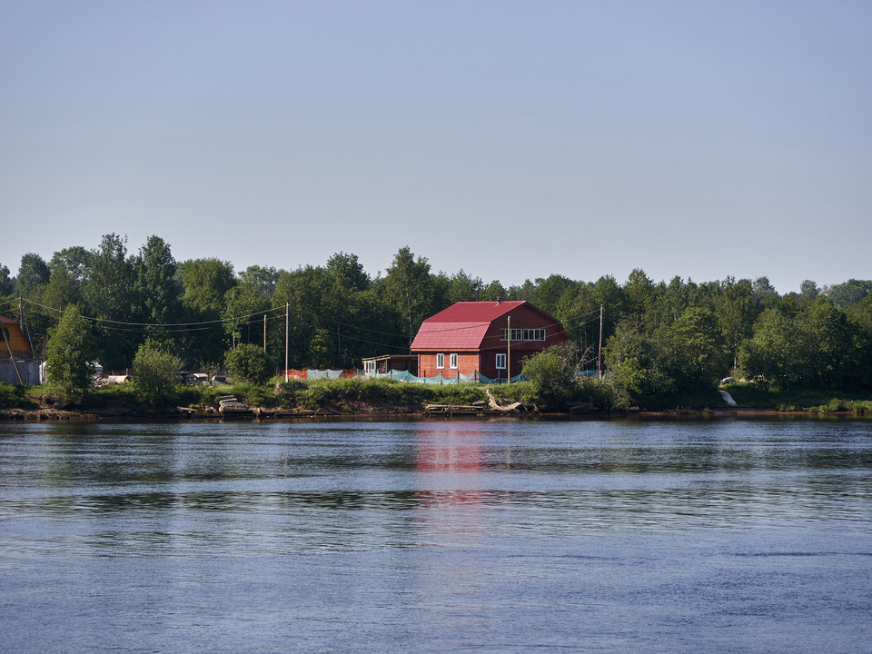 20130604-101034••Vazhiny•Leningrad•Russia